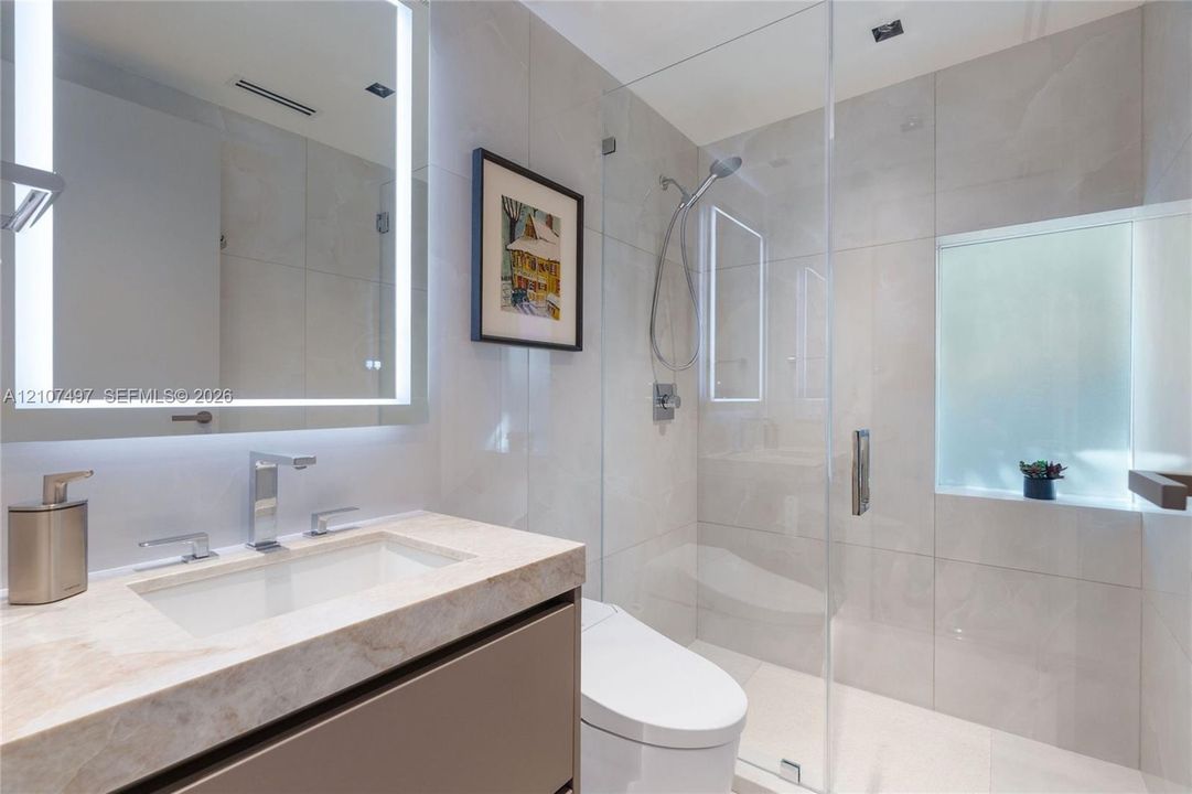 For Sale: $3,950,000 (2 beds, 3 baths, 2699 Square Feet)