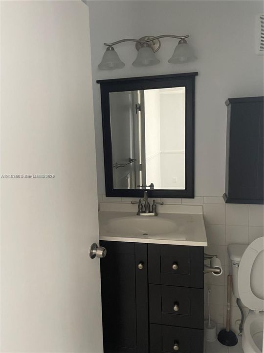 В аренду: $2,675 (2 спален, 2 ванн, 1120 Квадратных фут)