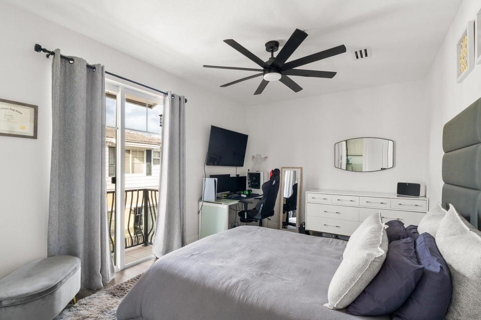 2nd bedroom Pic 1