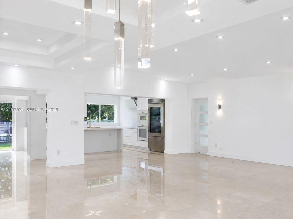 For Rent: $9,500 (4 beds, 3 baths, 1722 Square Feet)