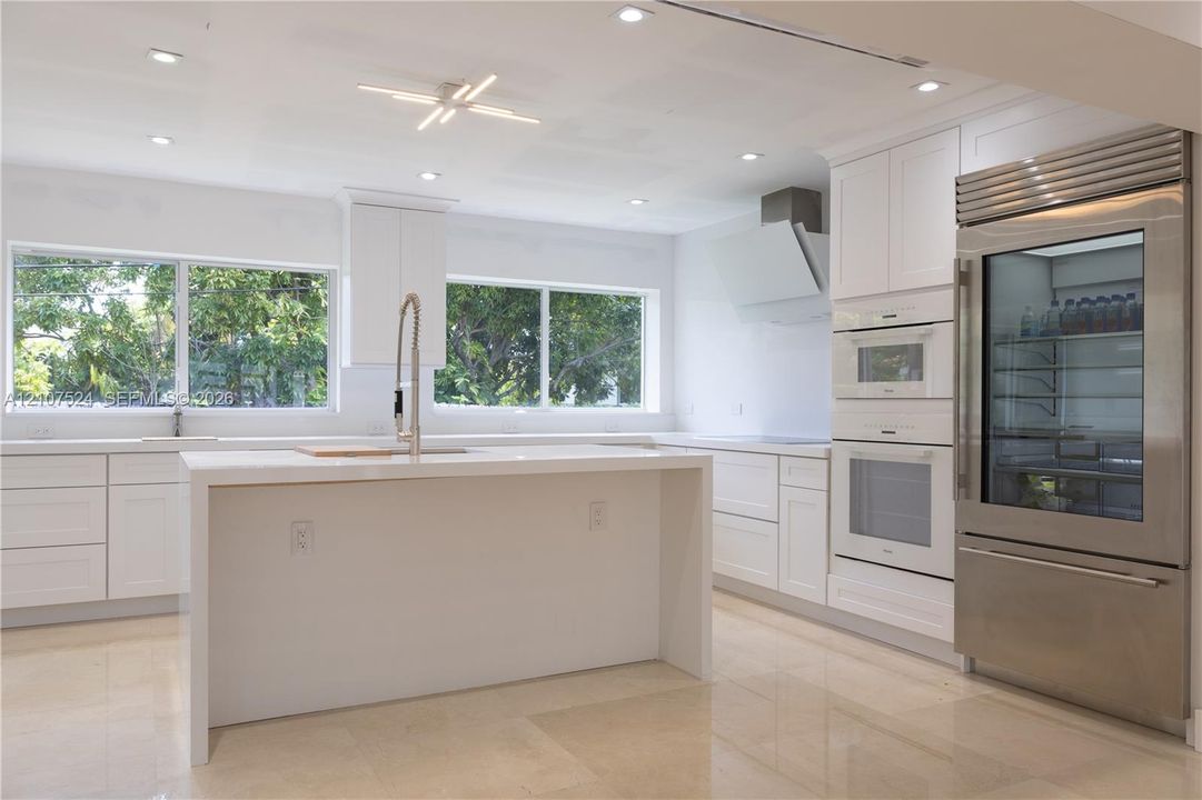 For Rent: $9,500 (4 beds, 3 baths, 1722 Square Feet)