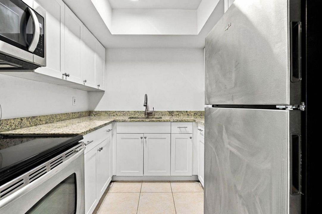 4529_NE_21st_Ave__014