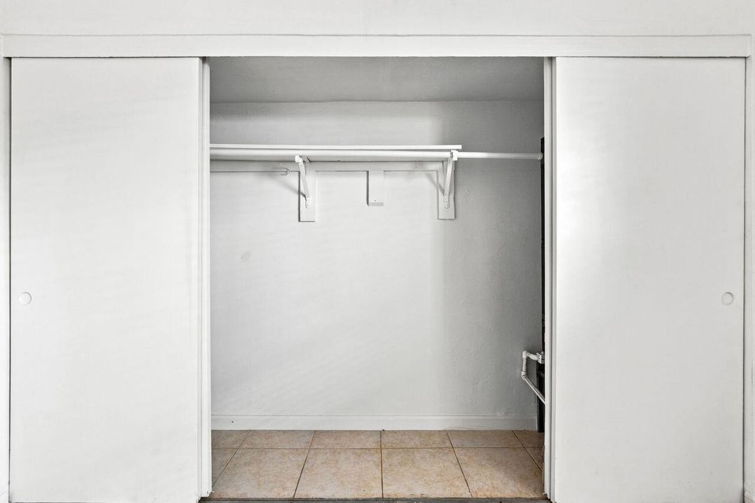 4529_NE_21st_Ave__024