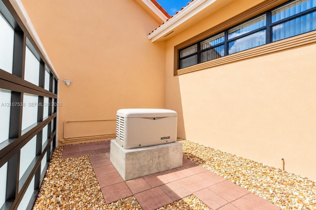 For Rent: $14,500 (4 beds, 3 baths, 3633 Square Feet)