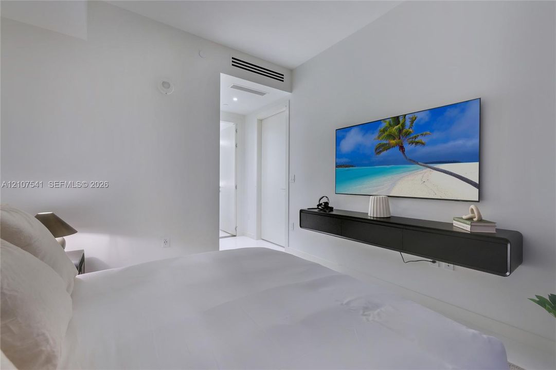 En Renta: $6,995 (1 camas, 1 baños, 976 Pies cuadrados)