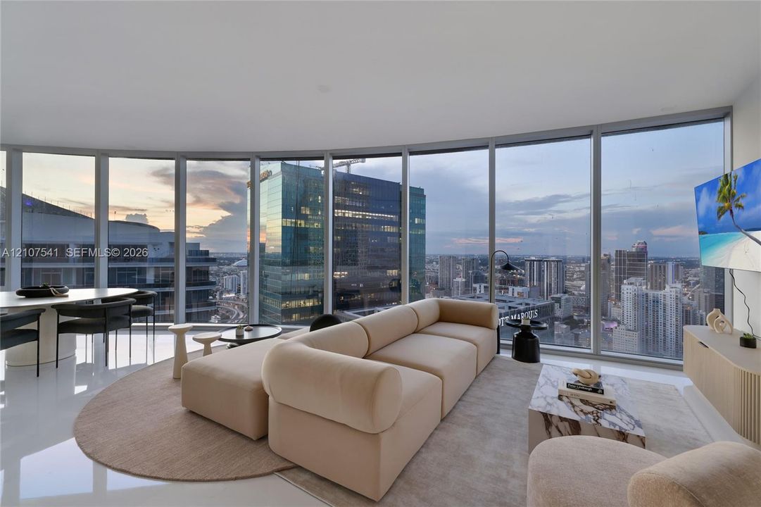 En Renta: $6,995 (1 camas, 1 baños, 976 Pies cuadrados)
