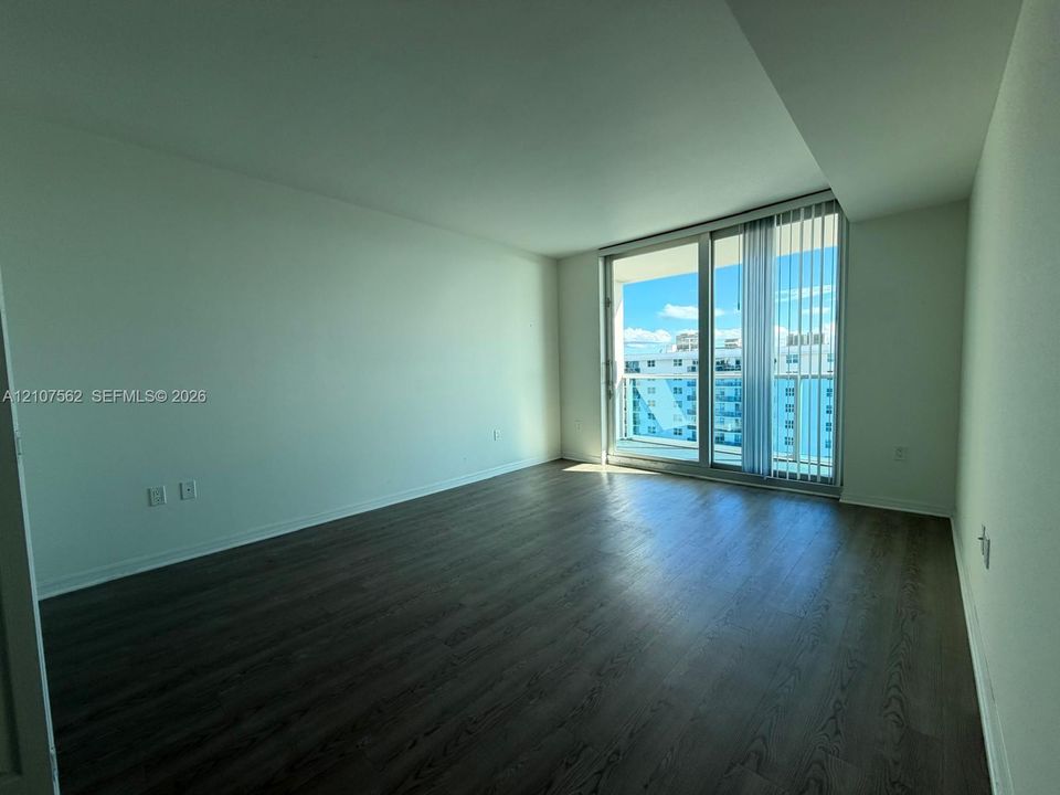 В аренду: $3,160 (2 спален, 2 ванн, 1032 Квадратных фут)