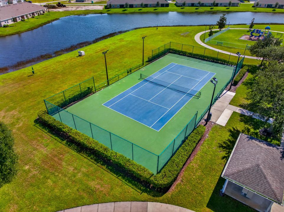 TENNIS