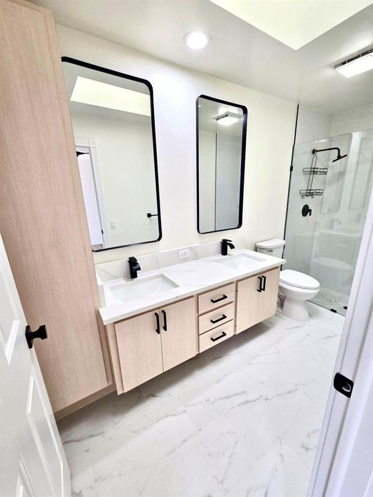 PRIMARY BATH RM
