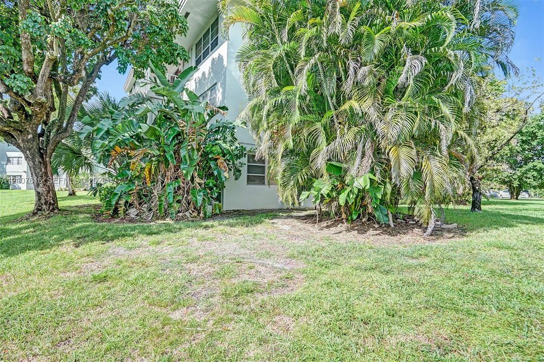 En Venta: $145,000 (2 camas, 2 baños, 899 Pies cuadrados)