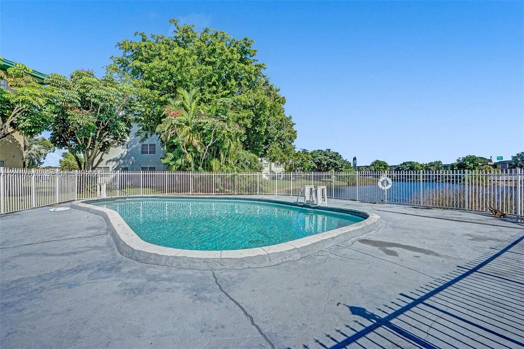 Community pool