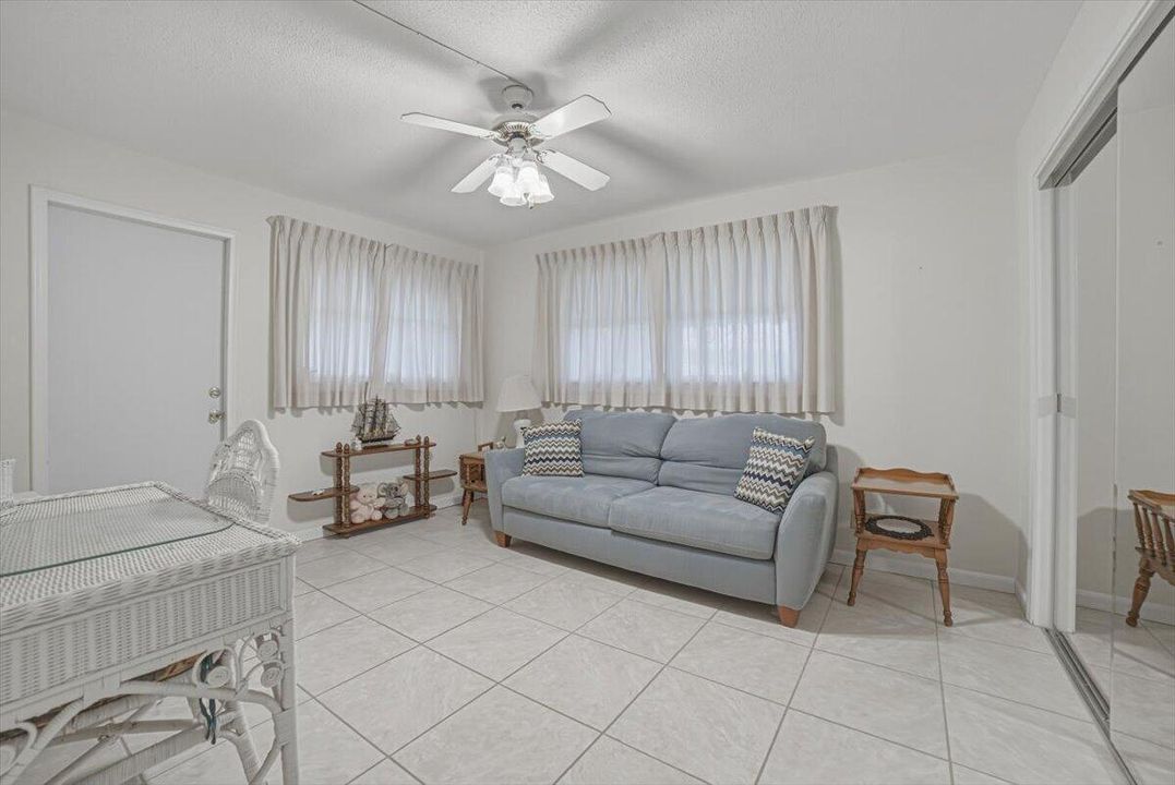 2nd Bedroom