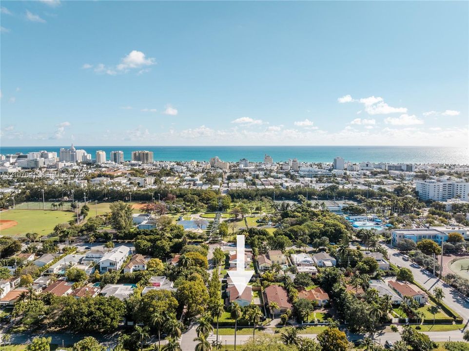 For Sale: $2,300,000 (3 beds, 3 baths, 2573 Square Feet)