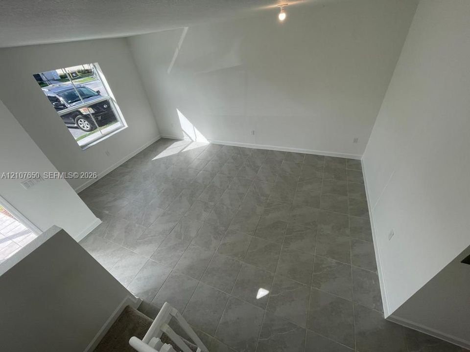 For Rent: $2,800 (3 beds, 2 baths, 1545 Square Feet)