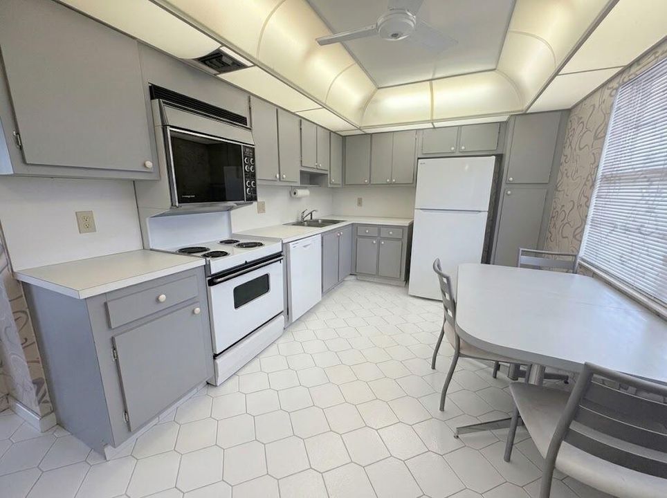 kitchen2