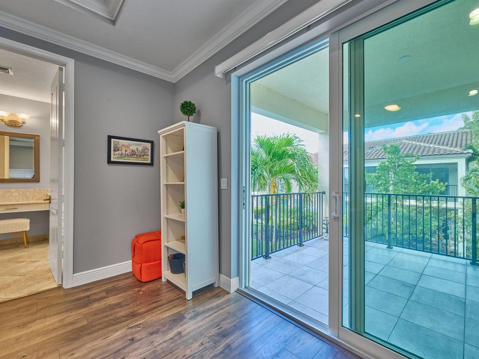 Primary Bedroom/Balcony