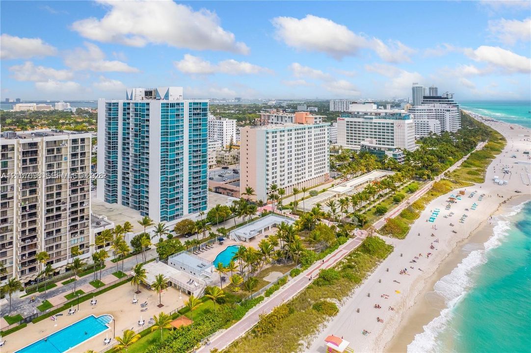 В аренду: $4,295 (2 спален, 2 ванн, 1122 Квадратных фут)