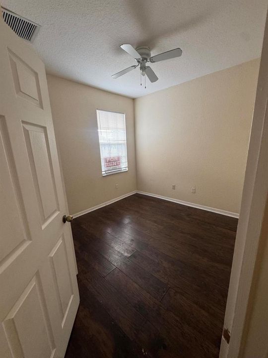 bedroom3