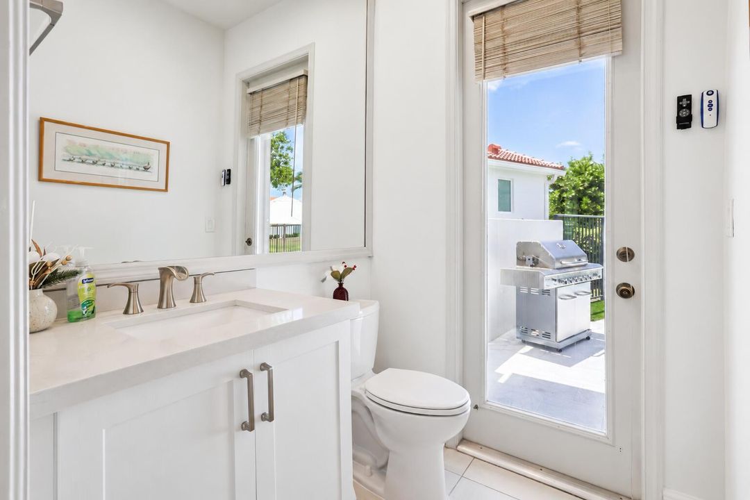 Cabana Bath
