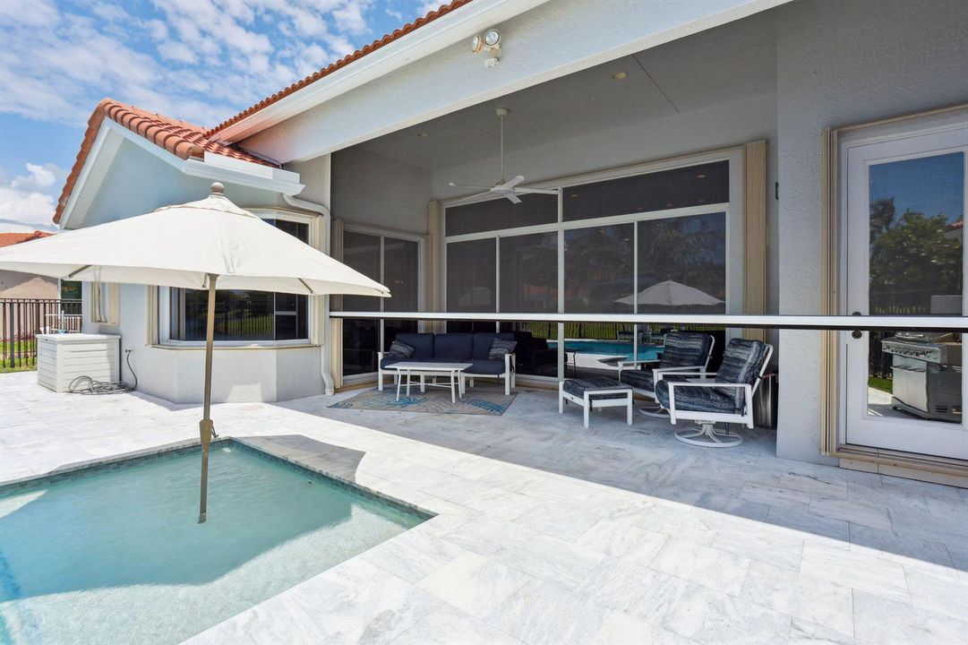 Retractable Screen 2