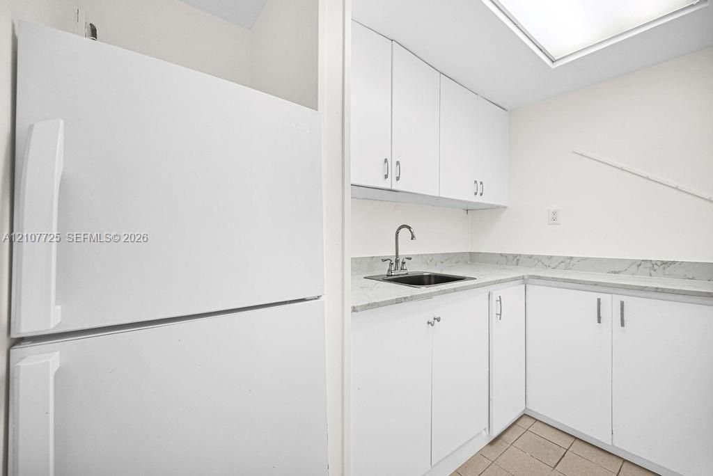 En Renta: $5,600 (4 camas, 2 baños, 1064 Pies cuadrados)