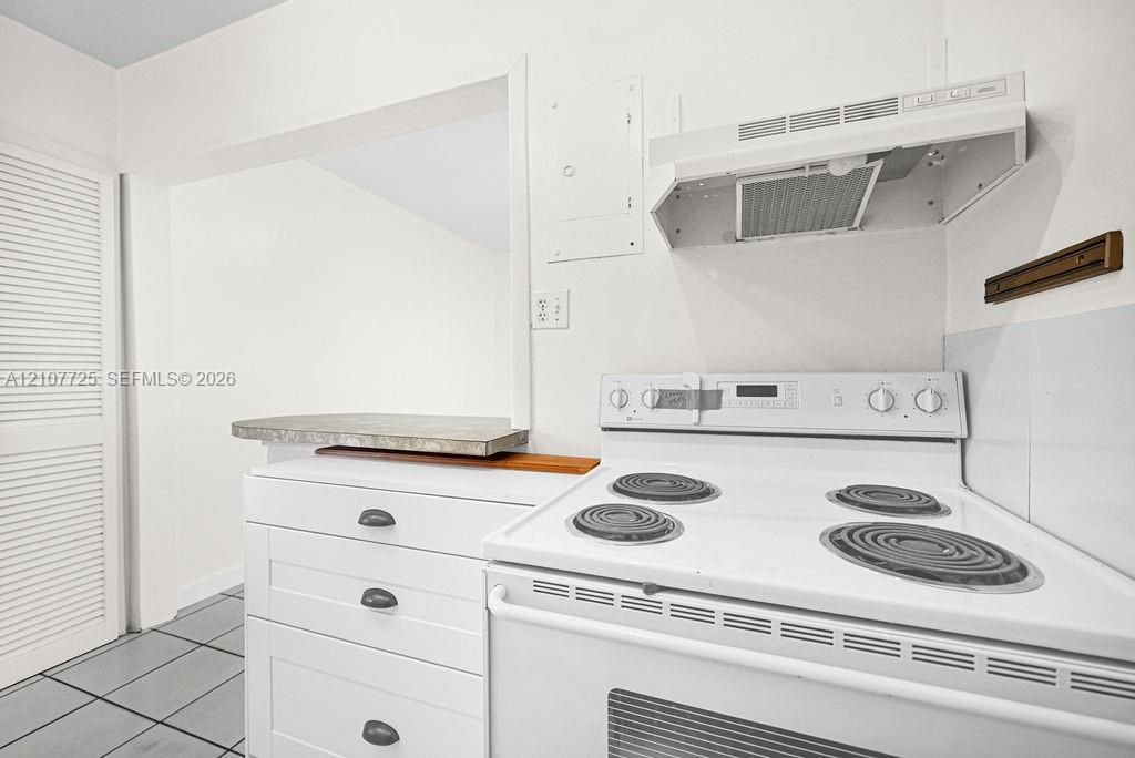 En Renta: $5,600 (4 camas, 2 baños, 1064 Pies cuadrados)