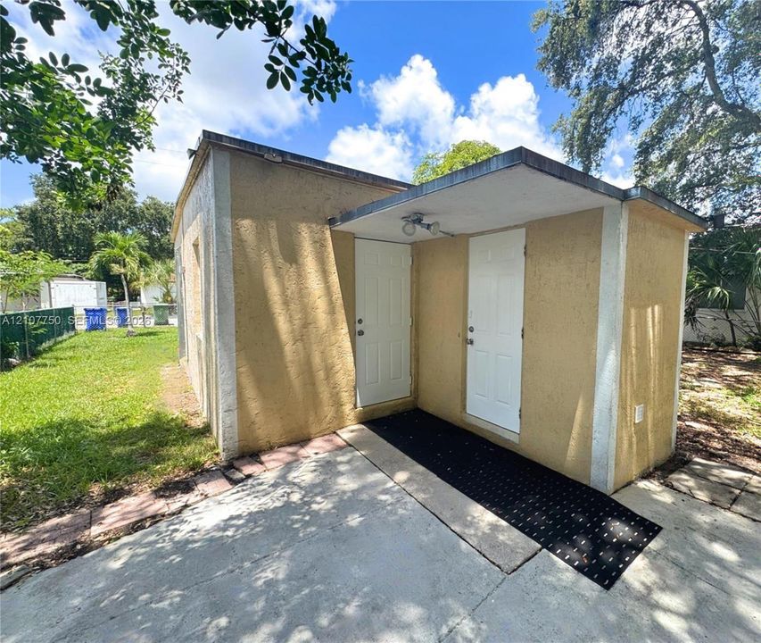 En Renta: $1,995 (2 camas, 1 baños, 800 Pies cuadrados)
