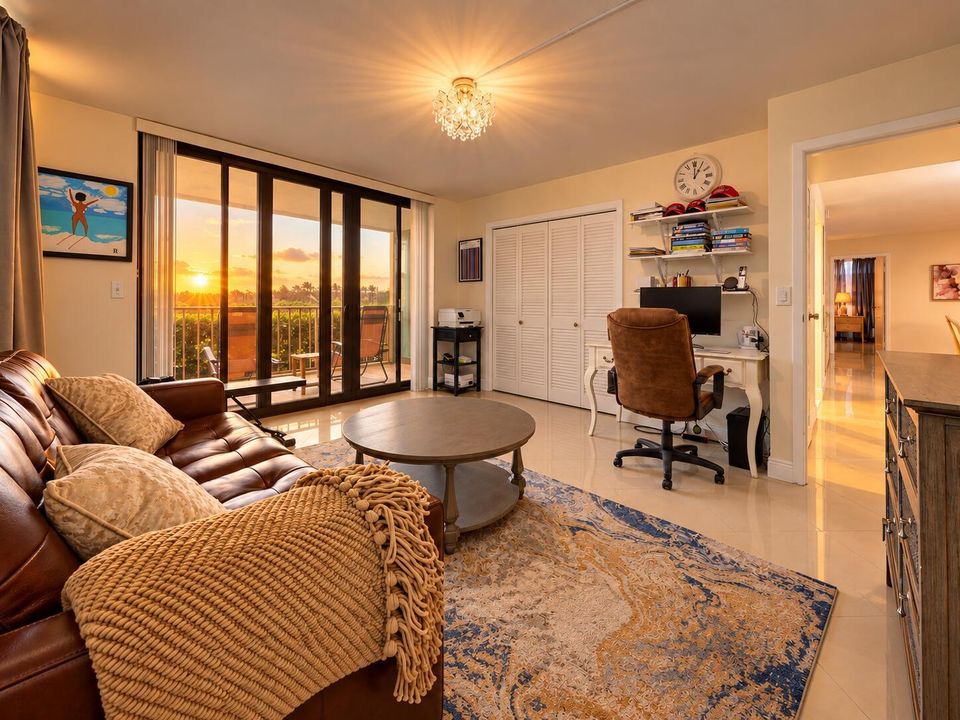 Golden-Hour Living Office Retreat