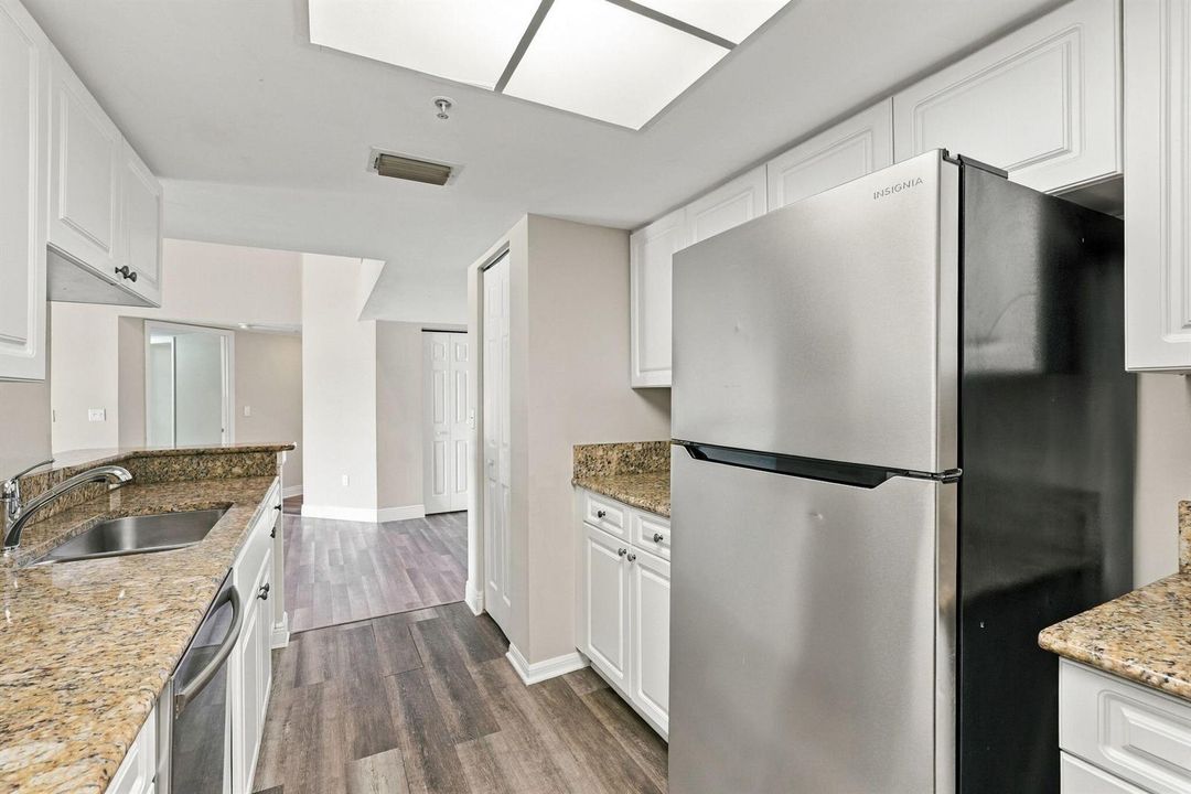 34-web-or-mls-1400_Crestwood_Ct_S_Unit_1