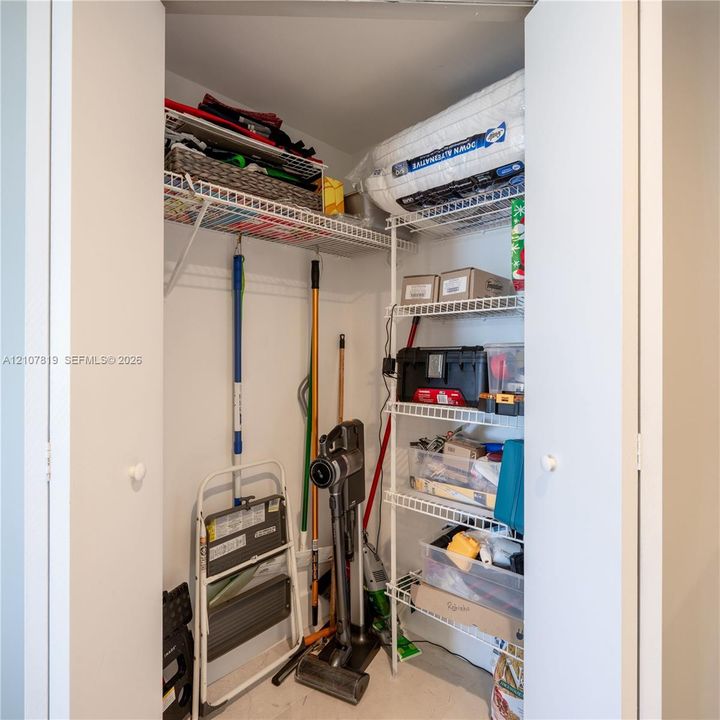 Extra storage space by the entrance