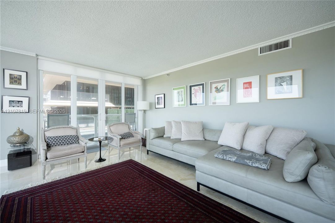 (will be rented without furniture)