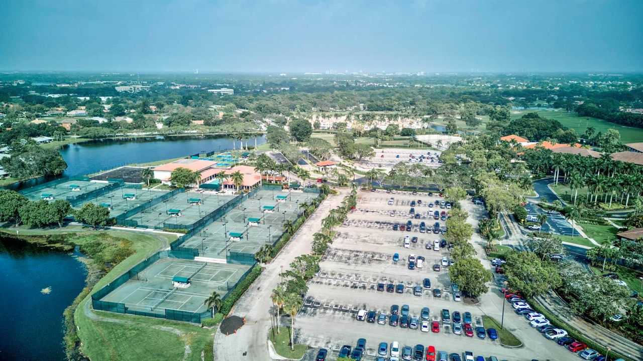 Pga National Tennis areas