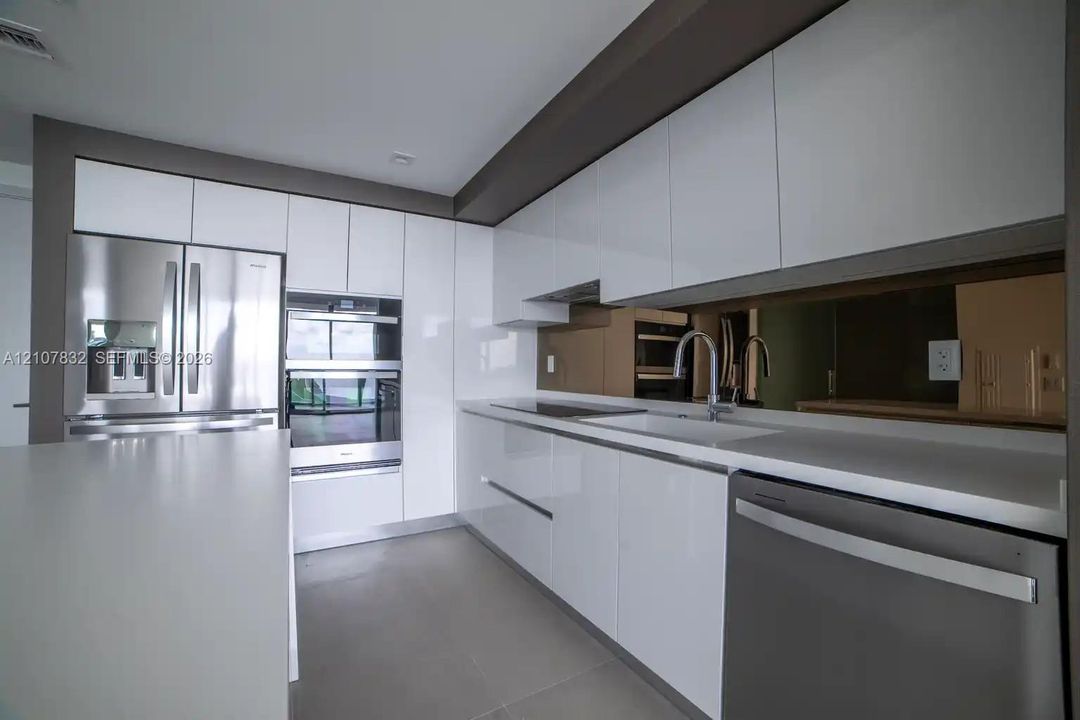 En Venta: $1,099,000 (2 camas, 2 baños, 1204 Pies cuadrados)