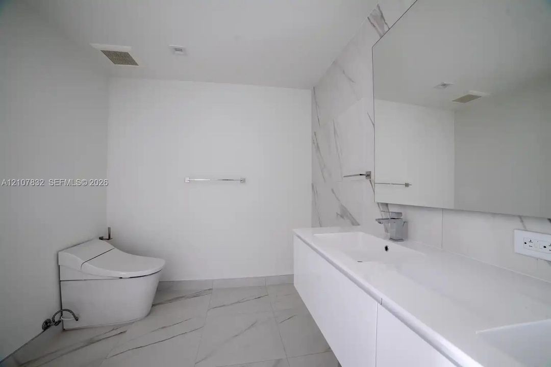 En Venta: $1,099,000 (2 camas, 2 baños, 1204 Pies cuadrados)