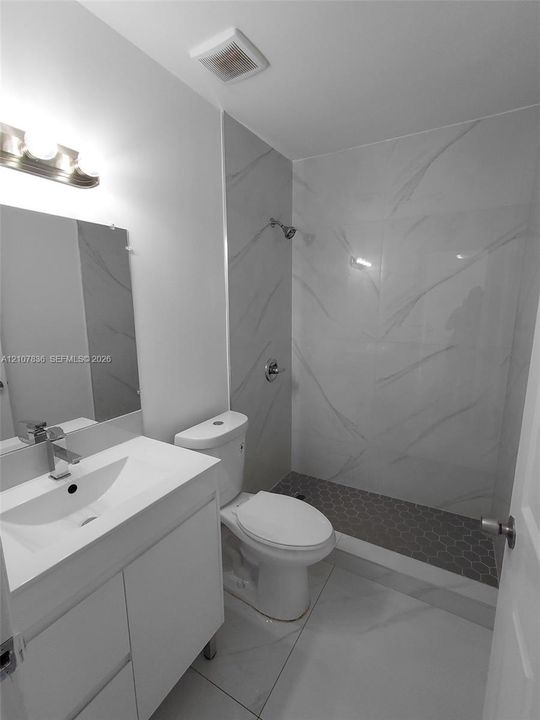 В аренду: $1,995 (2 спален, 1 ванн, 696 Квадратных фут)