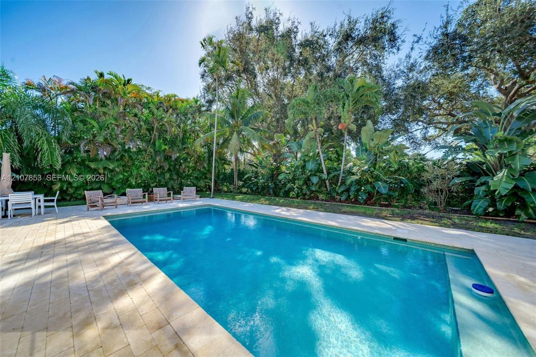 For Sale: $895,000 (3 beds, 1 baths, 0 Square Feet)