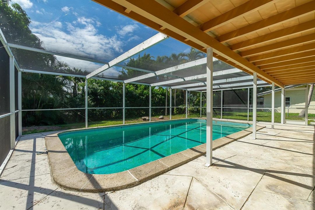 Pool View Main