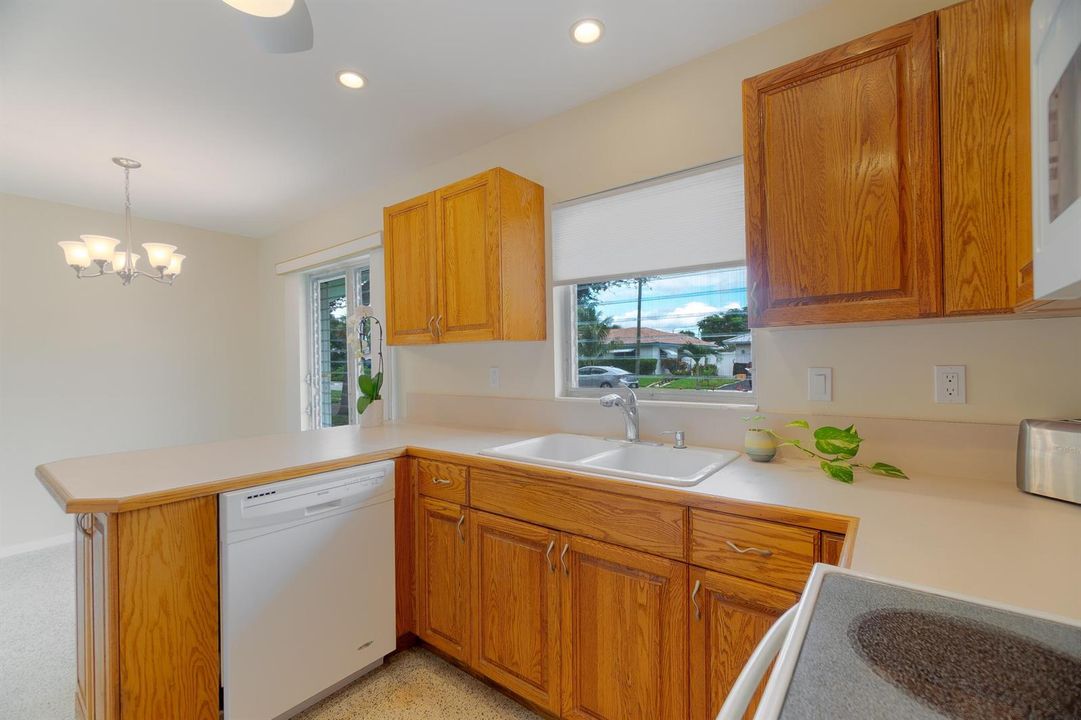 Kitchen_Dining