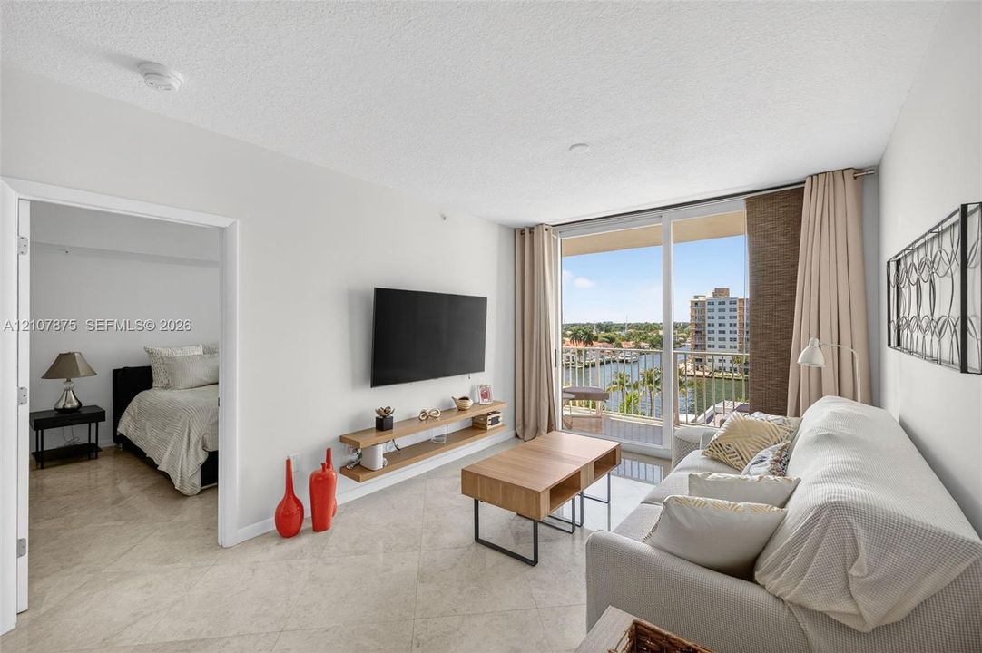En Venta: $439,000 (1 camas, 1 baños, 790 Pies cuadrados)