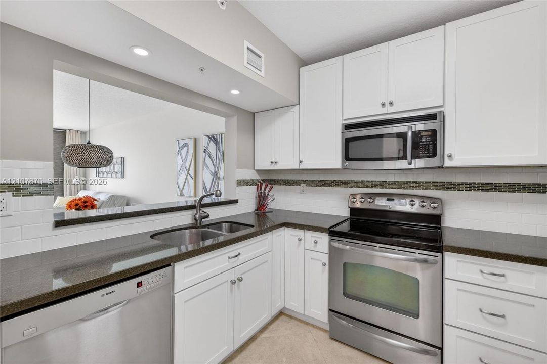 En Venta: $439,000 (1 camas, 1 baños, 790 Pies cuadrados)