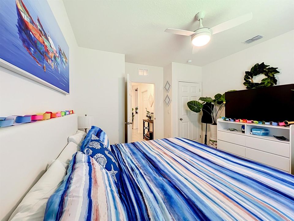 Blue bedroom 2