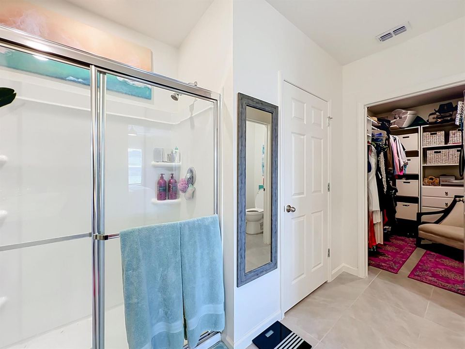 Master bath to master closet