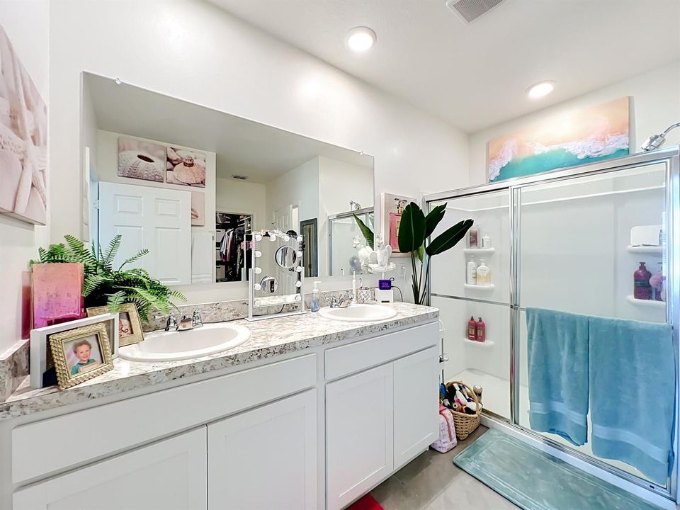 Master bath 1