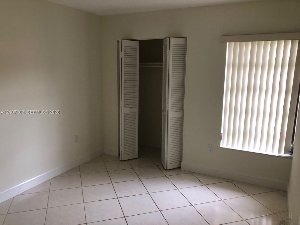 En Renta: $3,250 (3 camas, 2 baños, 1656 Pies cuadrados)