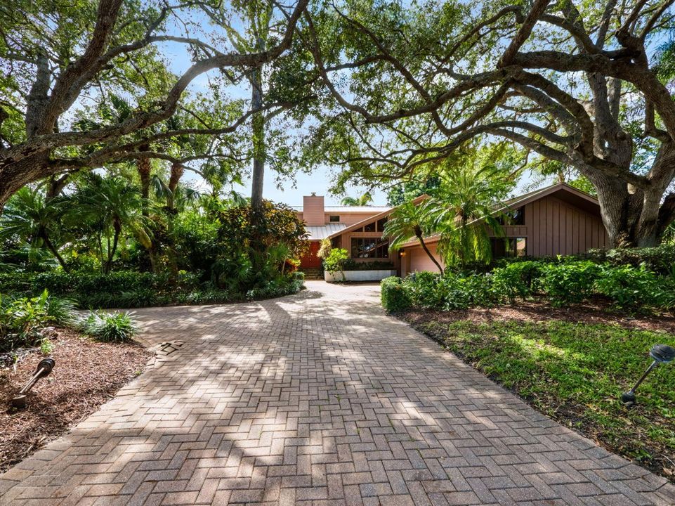 3-web-or-mls-5011-se-burning-tree-circle