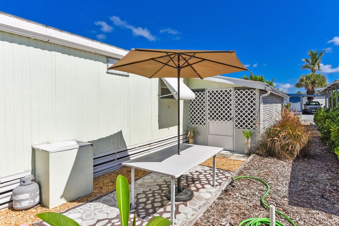 603 Garden View_Lisa Lerose_9