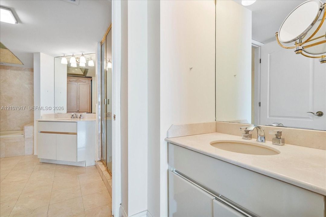 For Rent: $8,900 (3 beds, 2 baths, 1980 Square Feet)