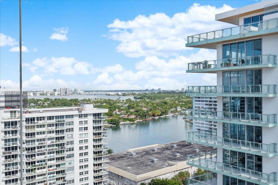 For Rent: $8,900 (3 beds, 2 baths, 1980 Square Feet)