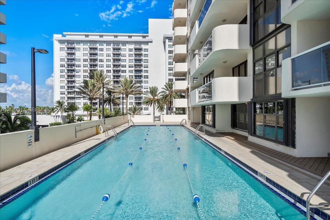 For Rent: $8,900 (3 beds, 2 baths, 1980 Square Feet)