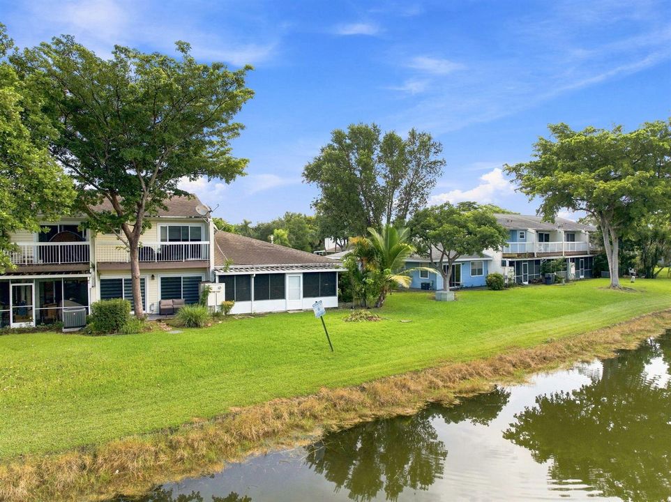 34-web-or-mls-251-w-hemingway-cir